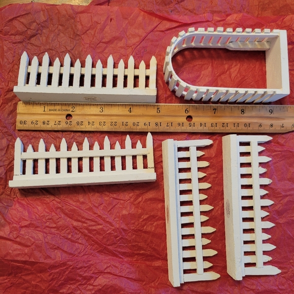 Lemax Village Wooden Fence & Arbor ~ Crafts ~ Dioramas ~ Assemblage~ FINAL PRICE - Picture 5 of 11